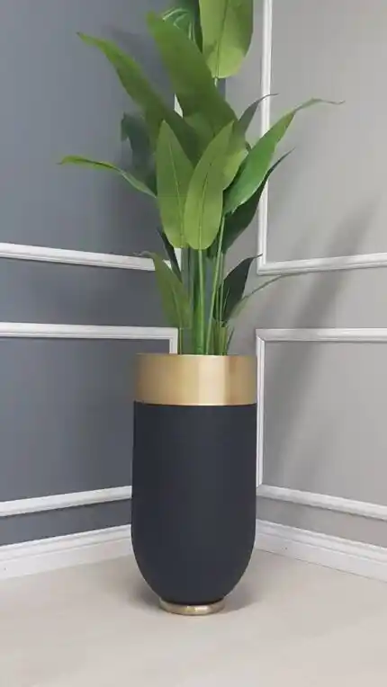 Modern Uzun Saksı Dekorasyon Fikirleri İç Mekan ve Dış Mekan Kullanımı