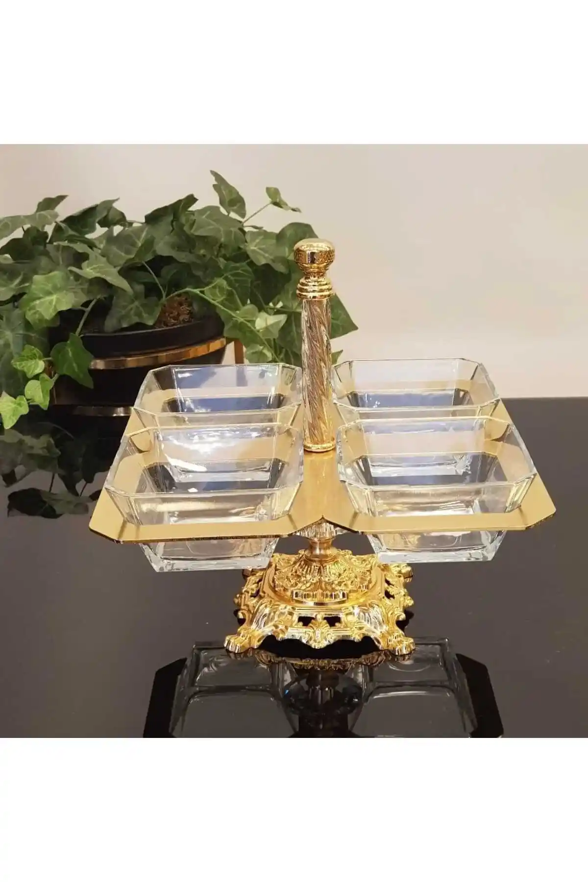 Modern ve Fonksiyonel Ayaklı Cerezlikler: Ev ve Ofis İçin Yenilikçi Tasarım Çözümleri