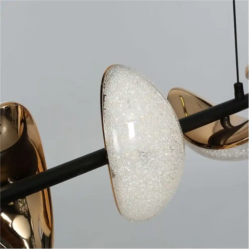 Modern ve Şık Avize Seçenekleri Ev Dekorasyonunda Trendleri Yansıtır