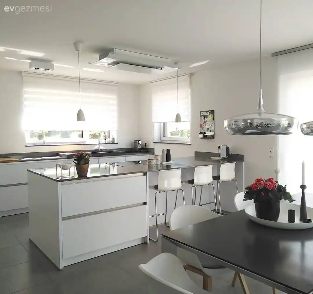 Modern ve Şık Mutfak Kabini Tasarımı: Estetik ve Fonksiyonellik Bir Arada