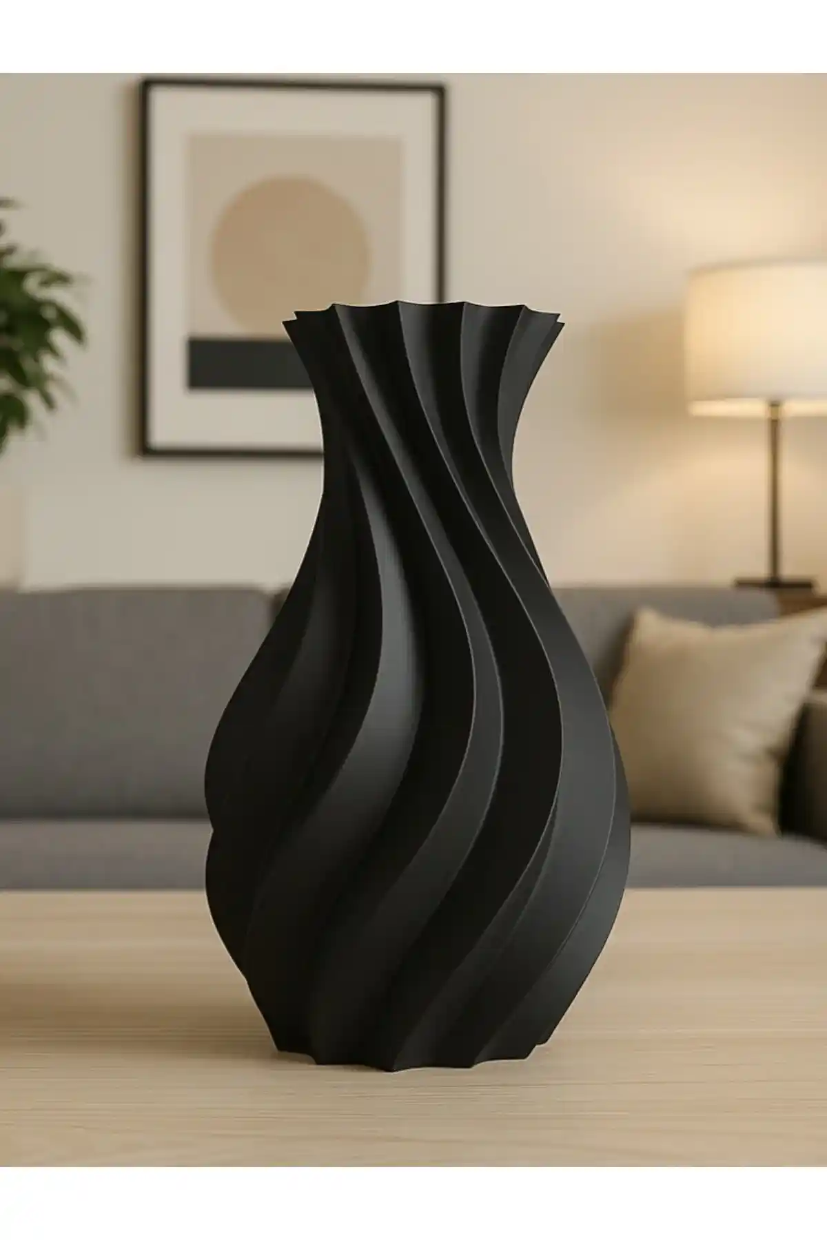 Modern ve Zarif Vazolar ile İç Mekan Dekorasyonunda Şıklık ve Fonksiyonellik