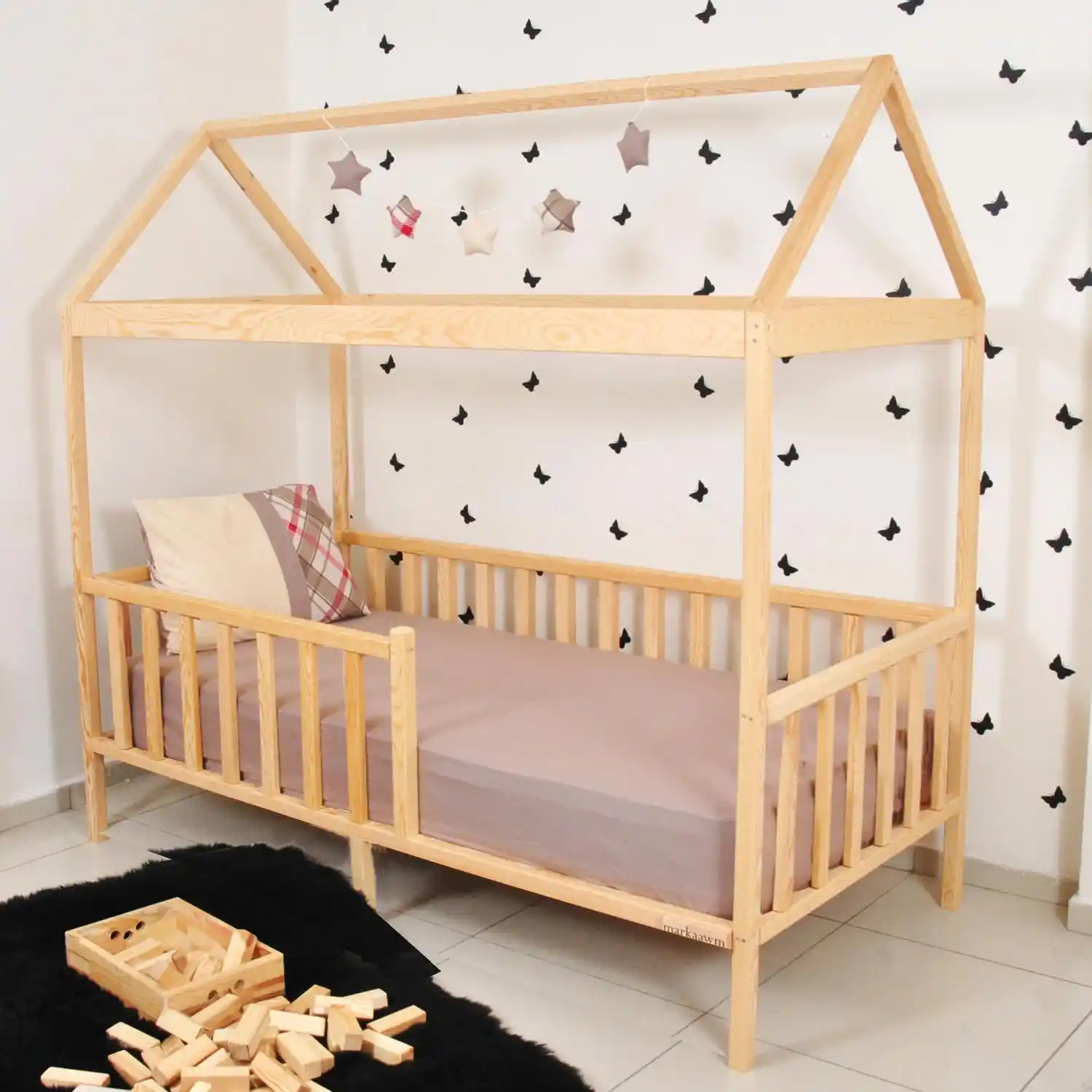 Montessori Uygun Çocuk Yatakları Güvenli ve Bağımsızlık Destekleyici Tasarımlar