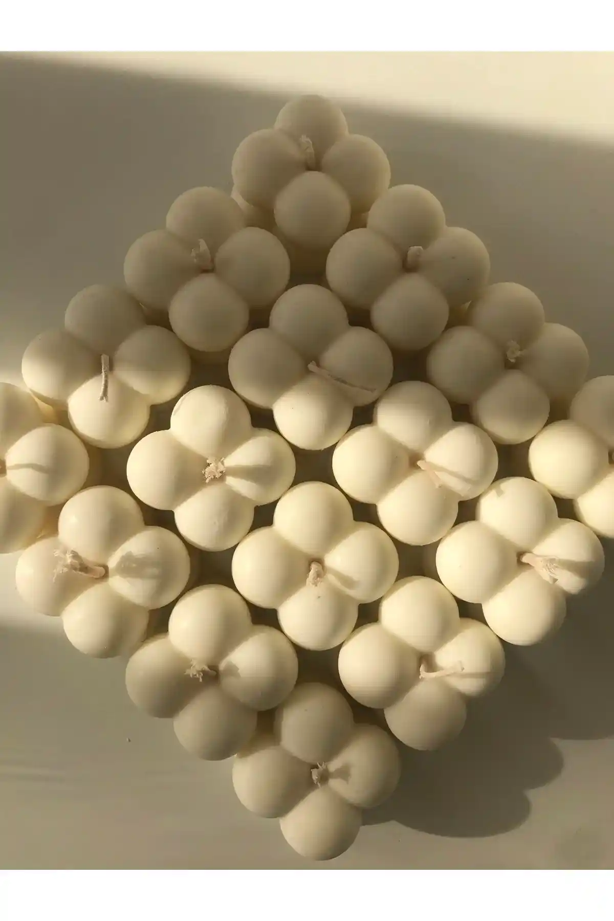 Mum Markaları ve Mini Bubble Mumlar: Trendler ve Dekoratif Kullanım Alanları