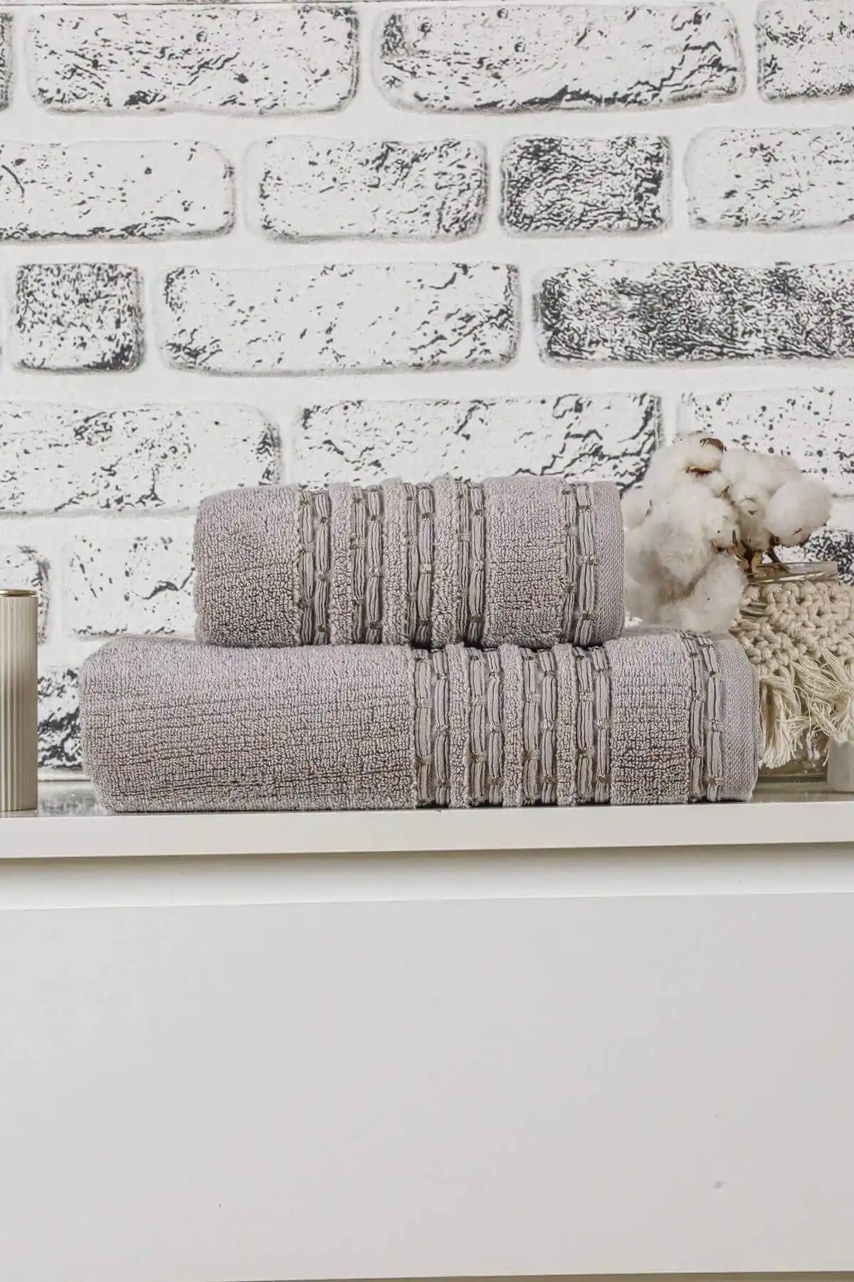 Pamuklu Banyo Tekstili: Konfor ve Estetiği Bir Arada Sunan Ürünler