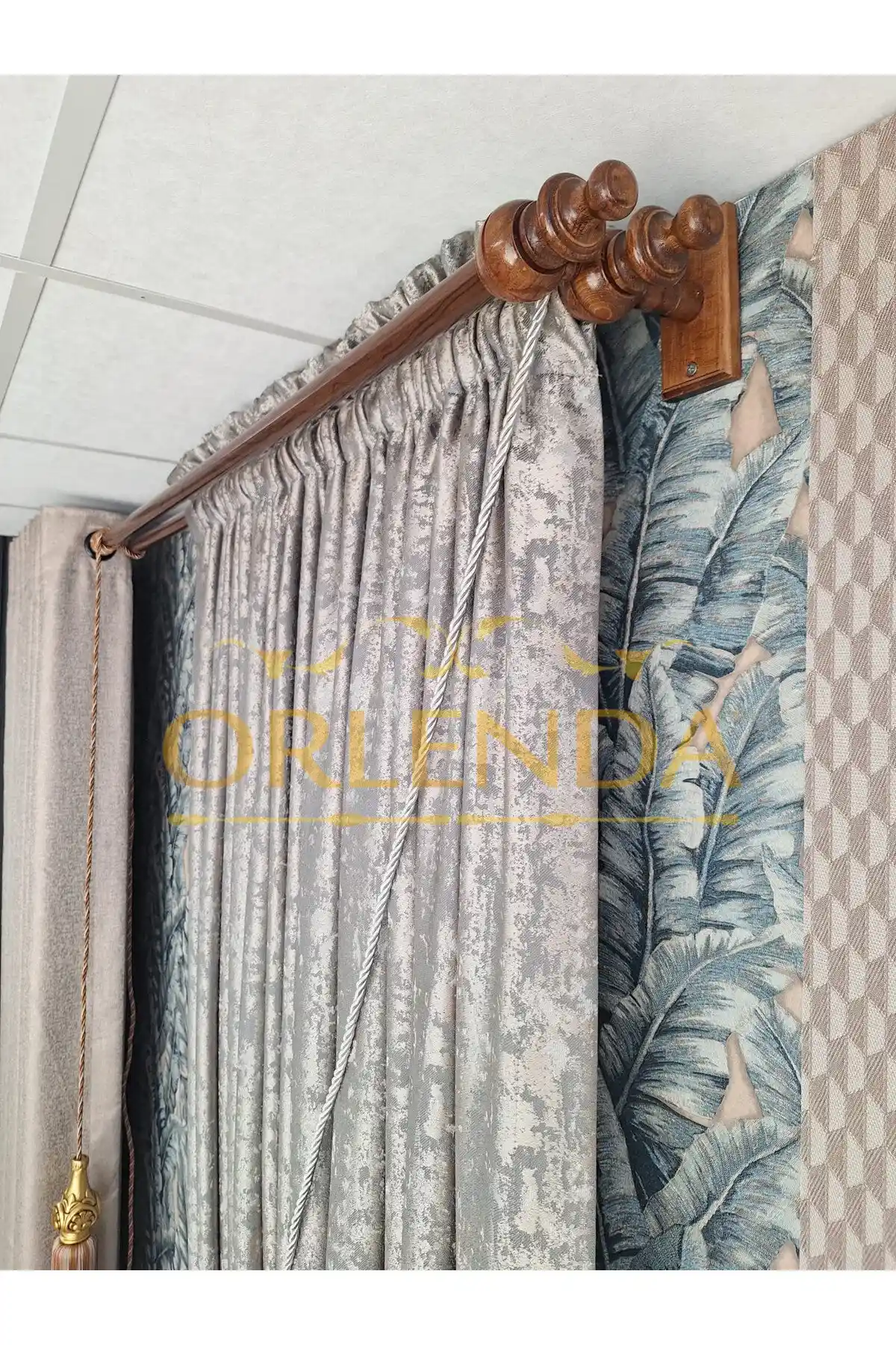 Perde Askısının Kullanım Avantajları ve Dezavantajları Hakkında Detaylı Bilgi