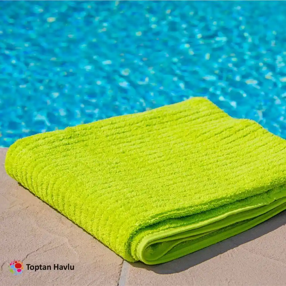 Plaj Havlusu Seçiminde Kaliteli Malzeme Kullanımının Önemi ve En İyi Malzeme Türleri