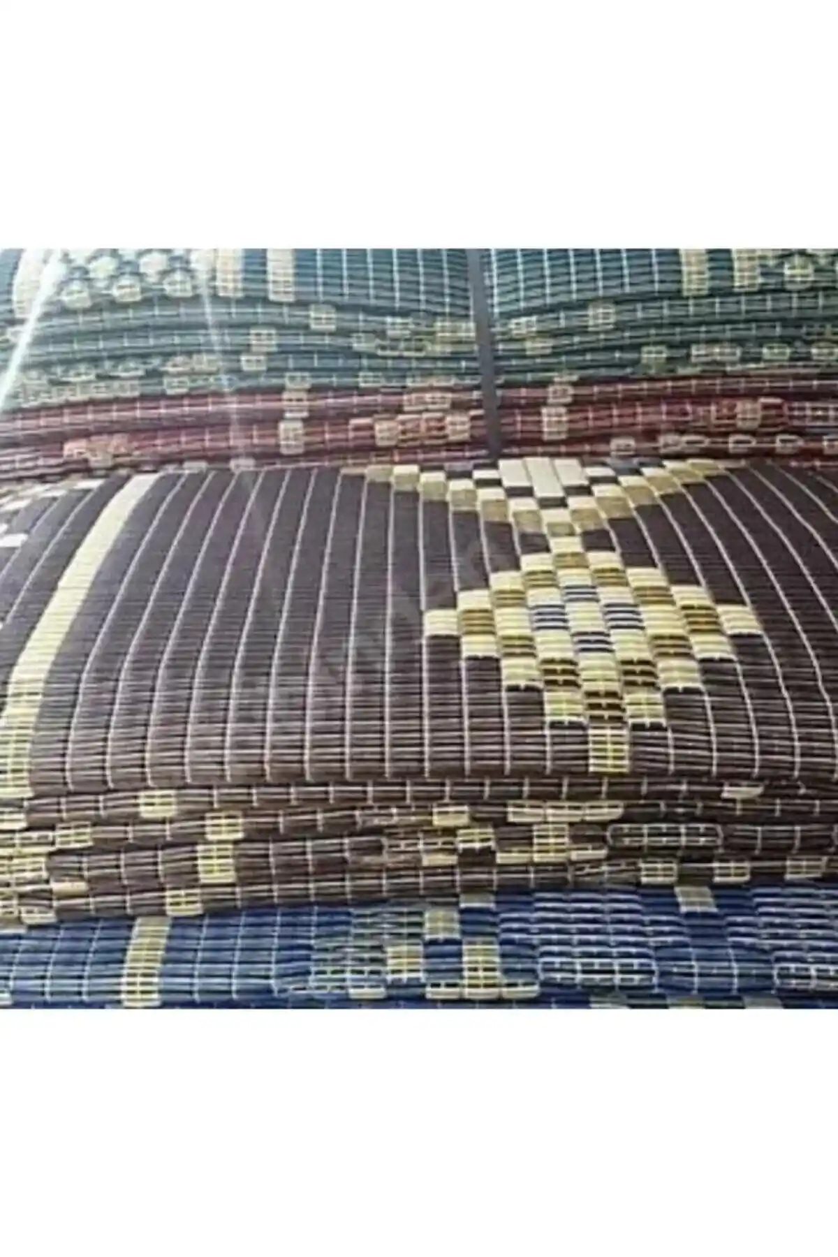 Plastik Hasır Kilimler ile Modern ve Pratik Dekorasyon Çözümleri