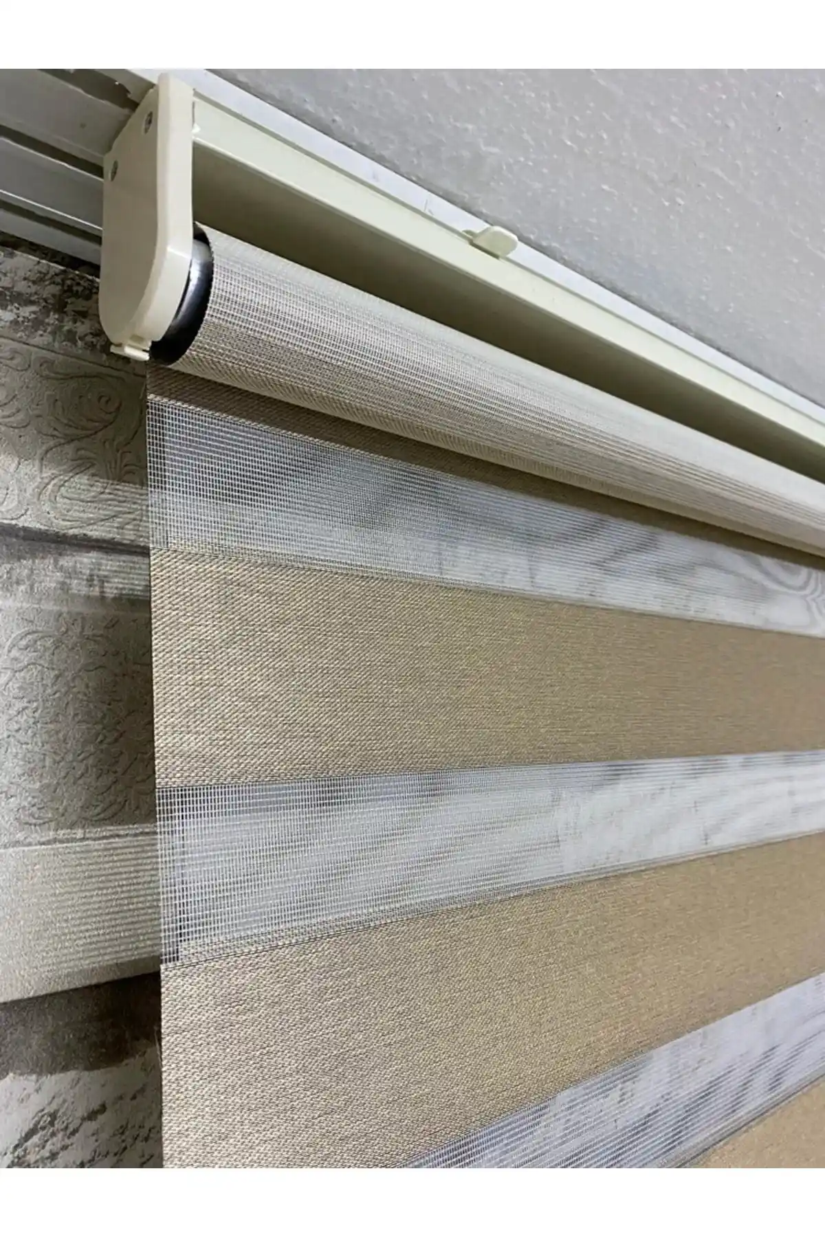 Polyester Kalın Kumaş Perdeler: Dayanıklılık ve Estetiğin Modern Çözümü