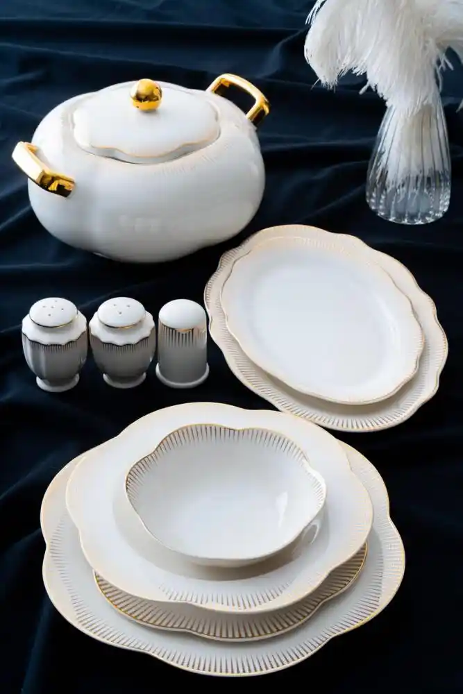 Porselen Yemek Takımları: Ev Dekorasyonunda Zarafetin Teminatı ve Seçim Rehberi