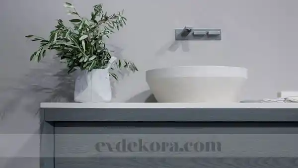 Pratik ve Zarif Banyo Biblo Dekorasyonu İpuçları ve En Güzel Seçenekler