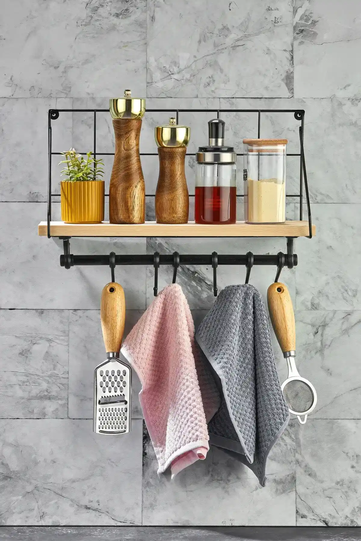 Retro Estetik ve Fonksiyonel Mutfak Rafları: Modern ve Şık Tasarım Çözümleri