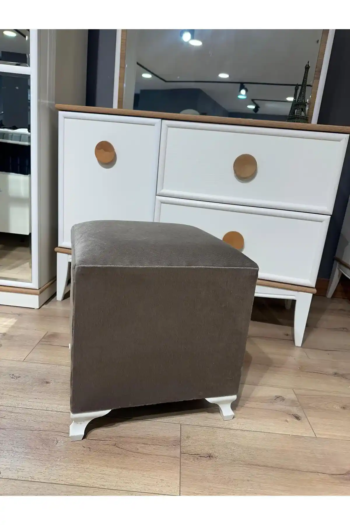 Sağlam ve Dayanıklı Puf Koltuk Seçenekleriyle Uzun Ömürlü Dekorasyon