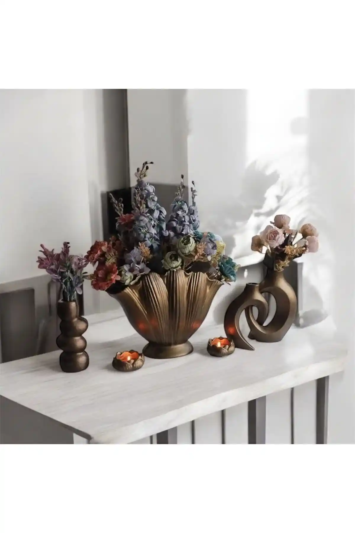 Salon Dekorasyonunda Büyük Boy Biblo Seçenekleri ve Mekâna Katkıları