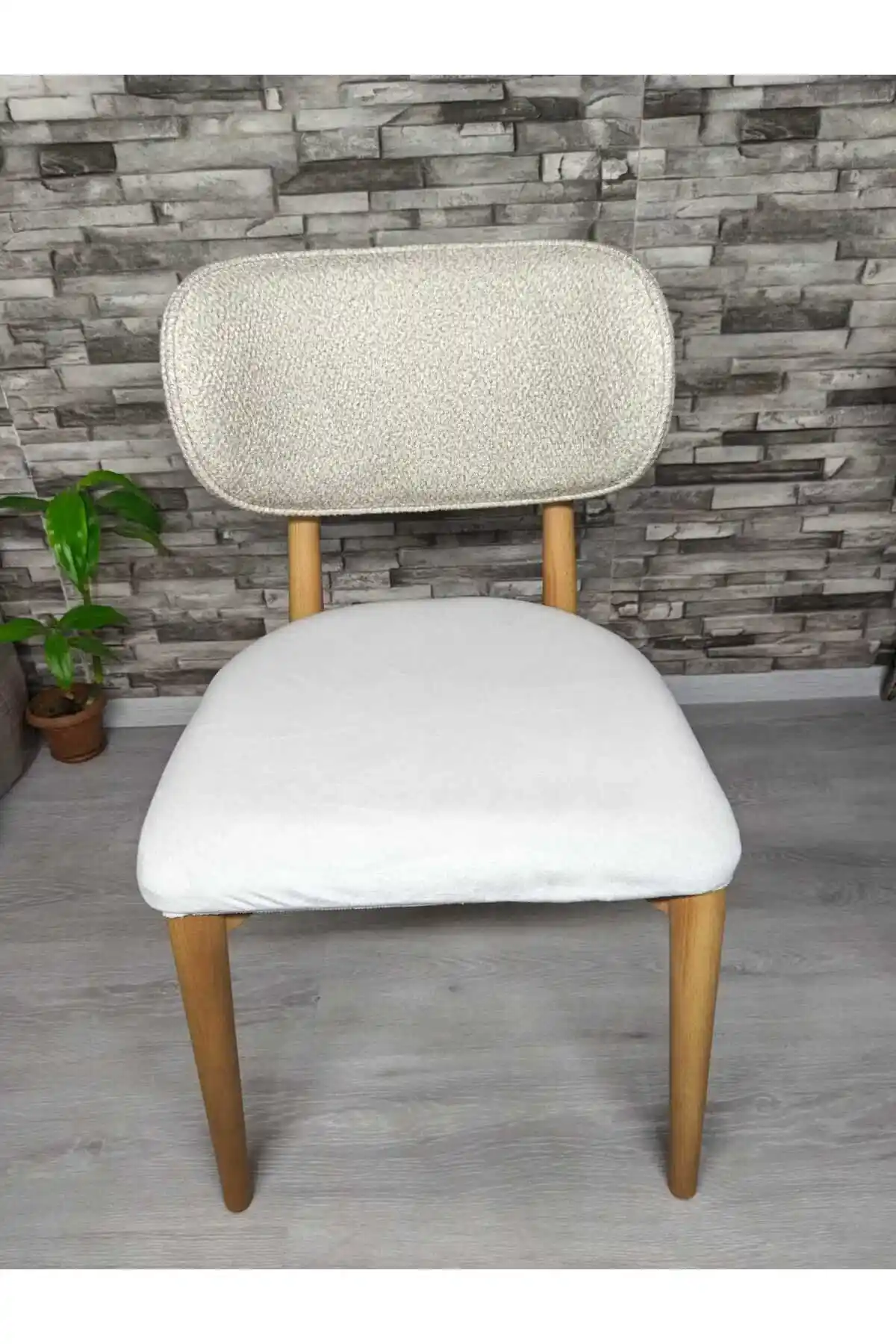 Sandalye Kılıfı Seçiminde Estetik ve Fonksiyonelliği Bir Arada Yakalamak