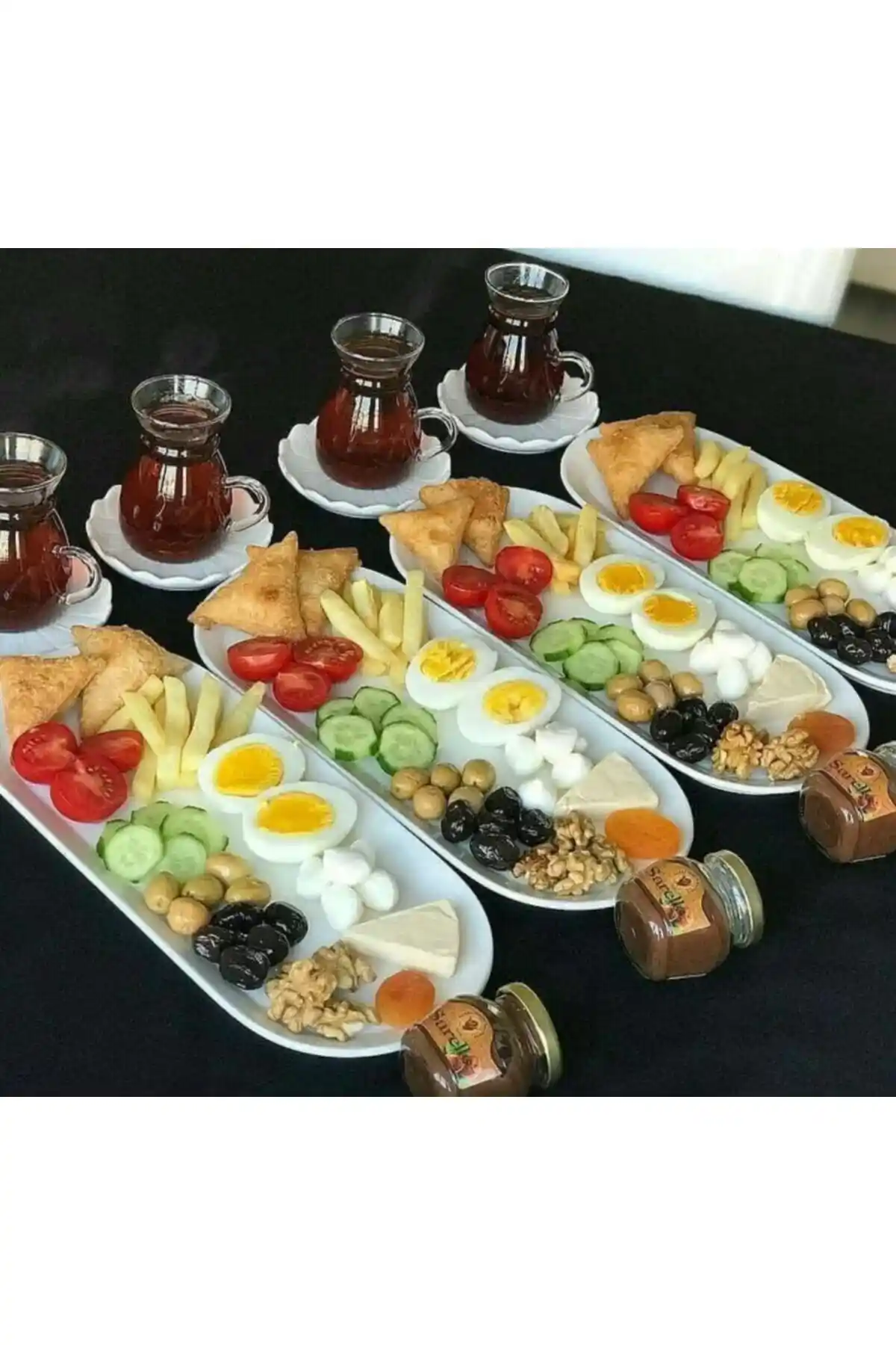 Şık ve İşlevsel Ev Sunum Tabağı Seçenekleri Dekorasyon ve Kullanım İpuçlarıyla