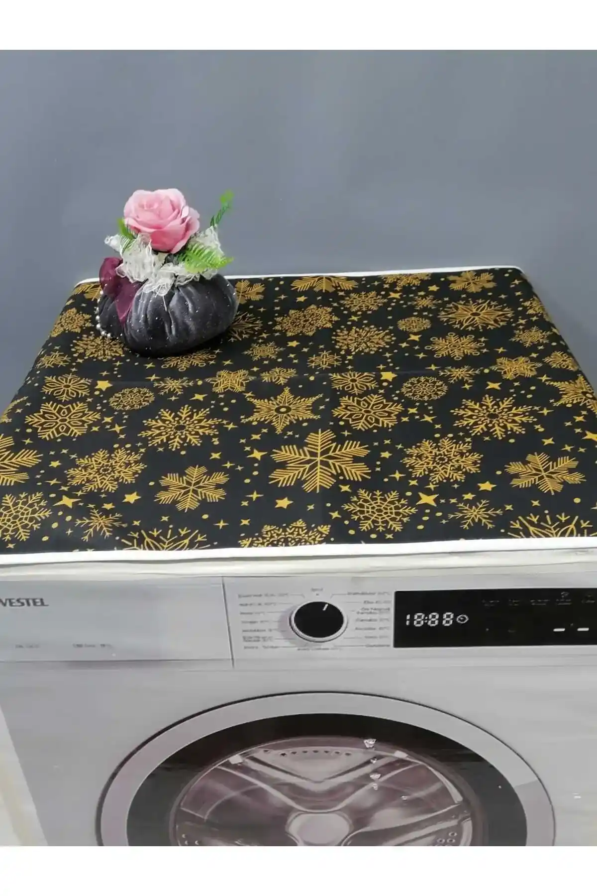 Siyah Baskılı Ev Tekstili Ürünleri ve Dekorasyonda Kullanım İpuçları