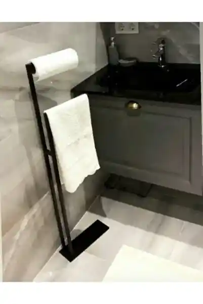 Siyah Ferforje Banyo Havluluğu: Modern ve Şık Tasarımın Zarif Dokunuşu