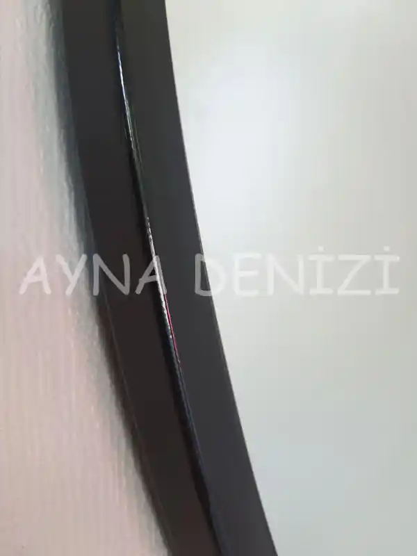 Siyah Renkli Yuvarlak Dekoratif Aynalar: Modern ve Şık Mekan Tasarımı İçin İdeal Seçenekler