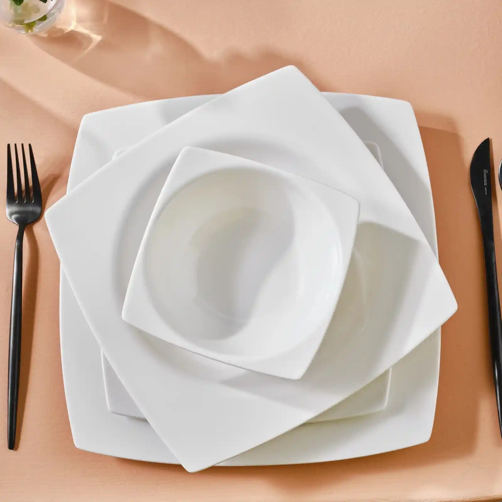 Square Bone Royal ve Bone Versa Ürünlerinin Tasarım ve Kullanım Özellikleri Karşılaştırması