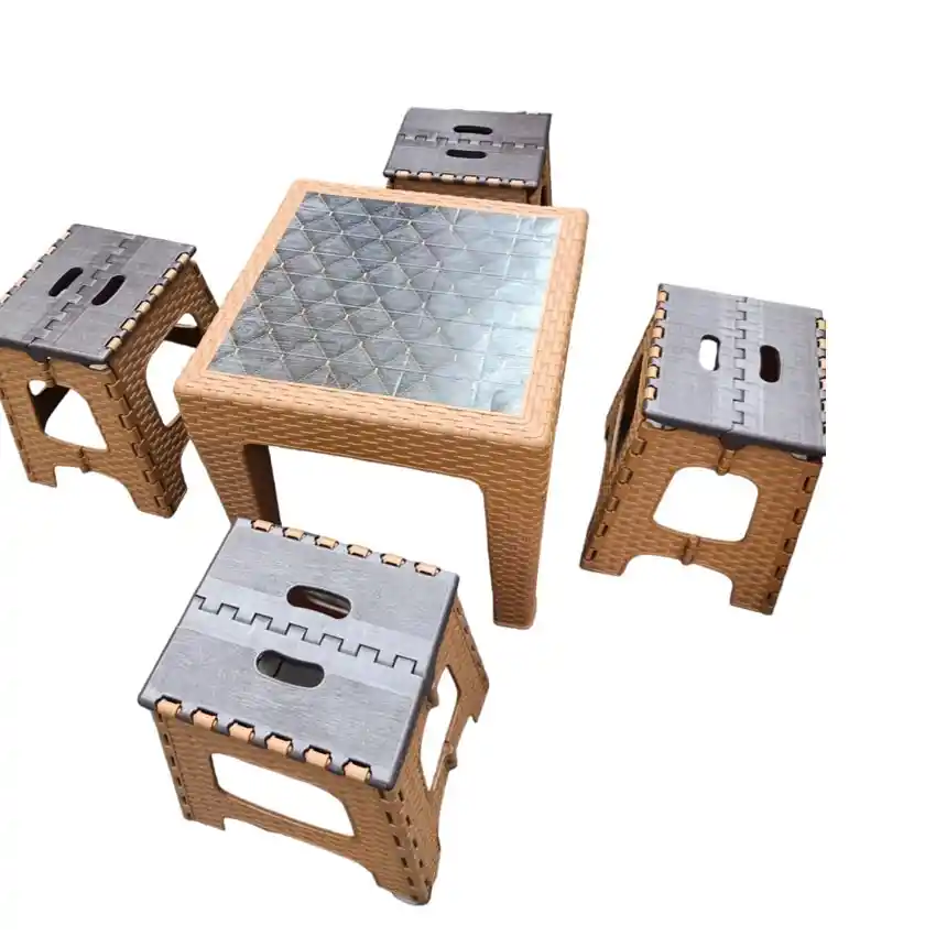 Taşınabilir Katlanır Tabureler: Modern Yaşamda Pratik ve Hafif Oturma Çözümleri