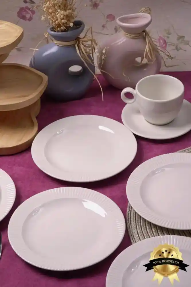 Zarif Porselen Servis Tabağı Seçenekleri ve Dekorasyon İpuçları