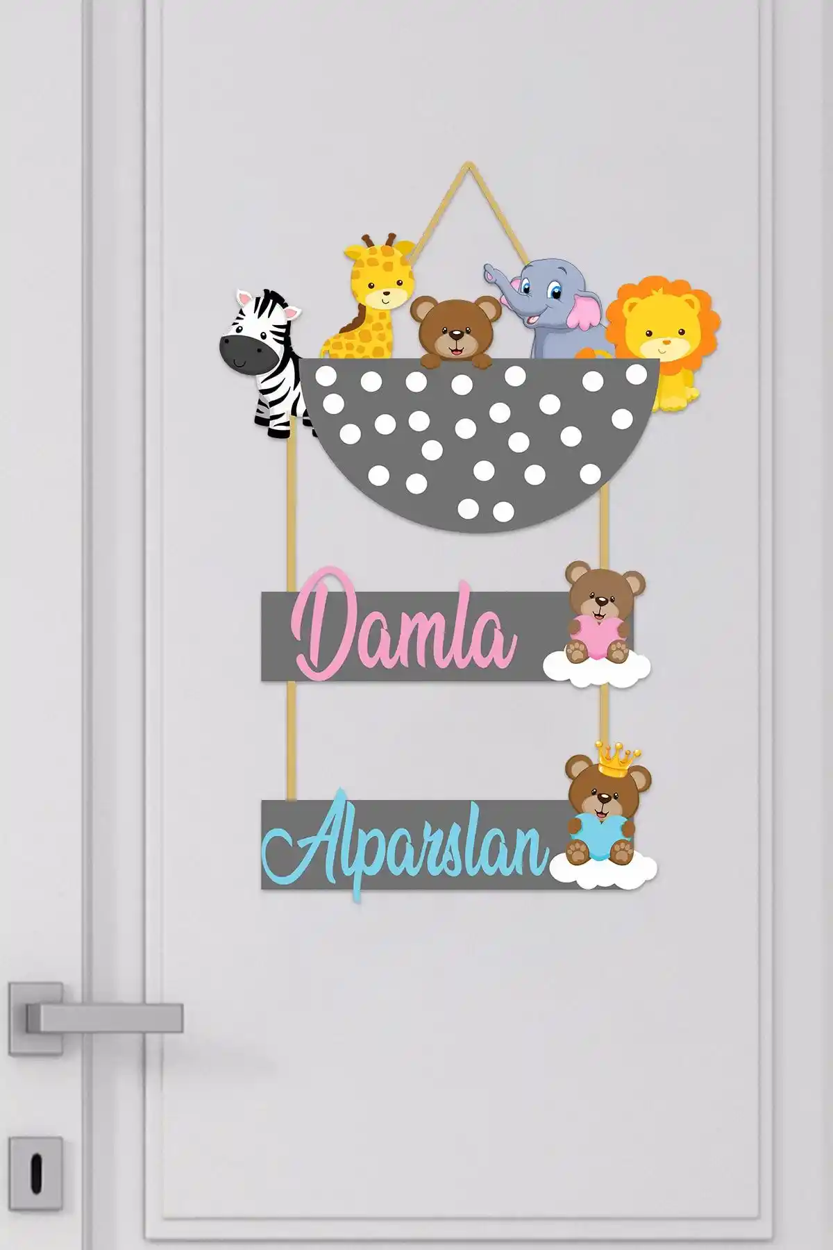 Bebek Odası Dekorasyonu İçin Kapbirhediye ve MSticker Ürünlerinin Karşılaştırması