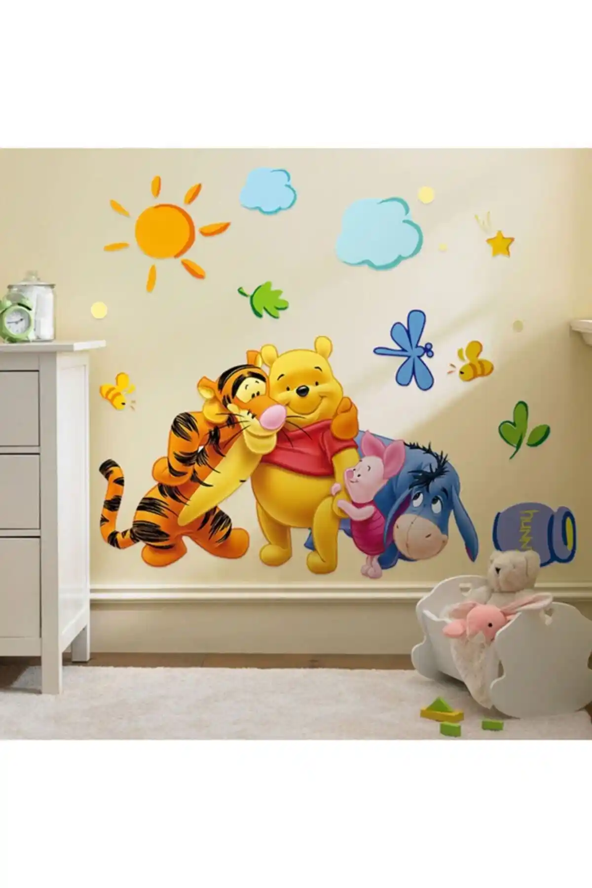 Çocuk Odası Dekorasyonu İçin Winnie The Pooh ve Minik Safari Duvar Stickerları Karşılaştırması