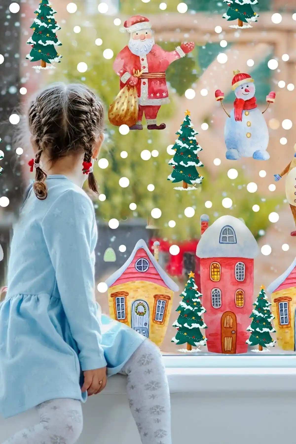 Çocuk Odası Dekorasyonunda Yılbaşı ve Neşeli Duvar Stickerları Karşılaştırması