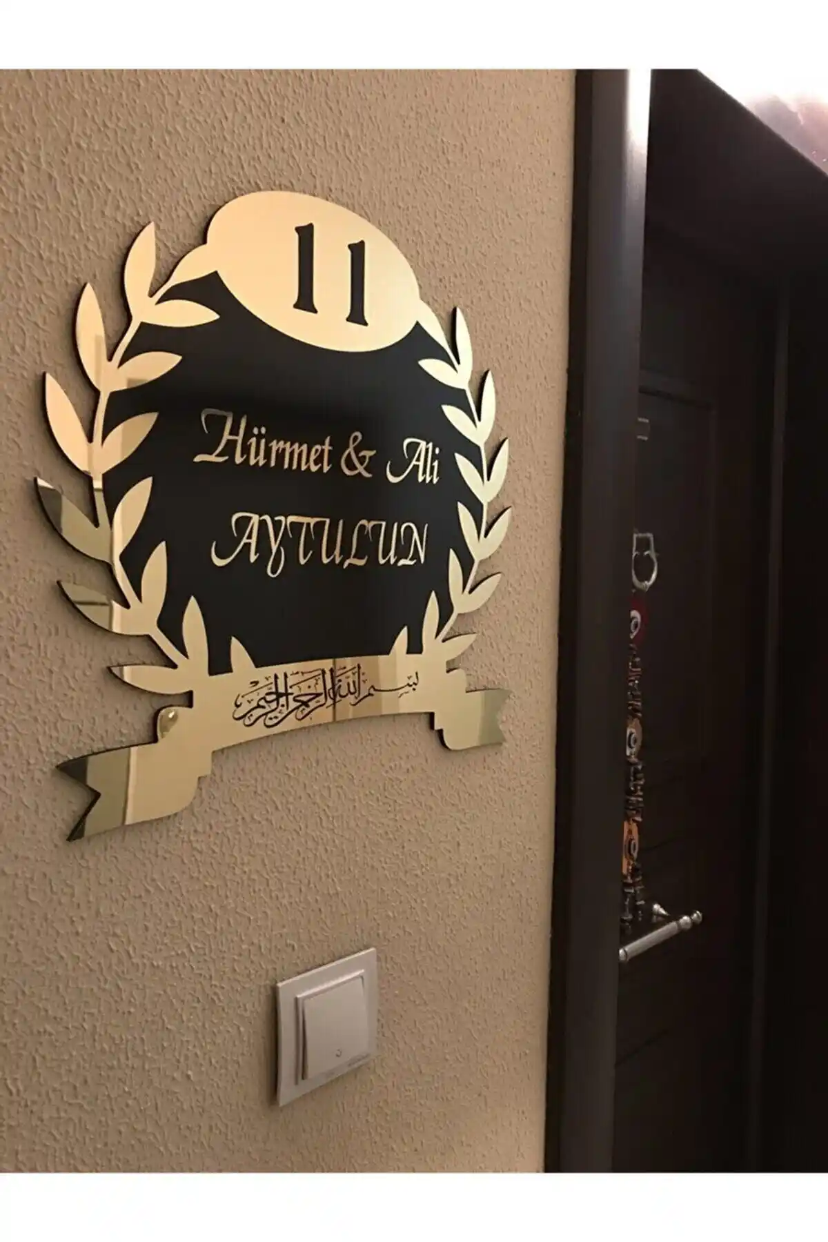 Evsay ve Ofistike Kapı İsimlikleri Karşılaştırması: Modern ve Kişiye Özel Tasarımlar