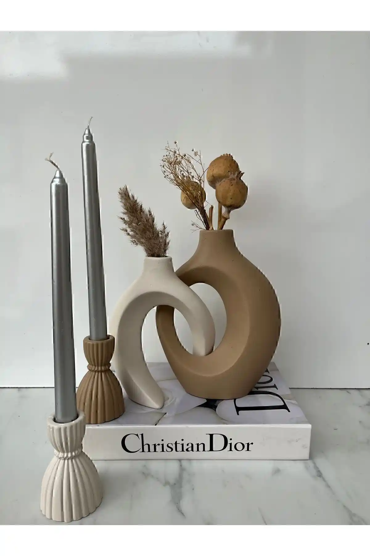 Sibel/Ela Tasarım Vazo Setleri Karşılaştırması: Bohem Tarzı Şıklık ve Dekorasyon Seçenekleri