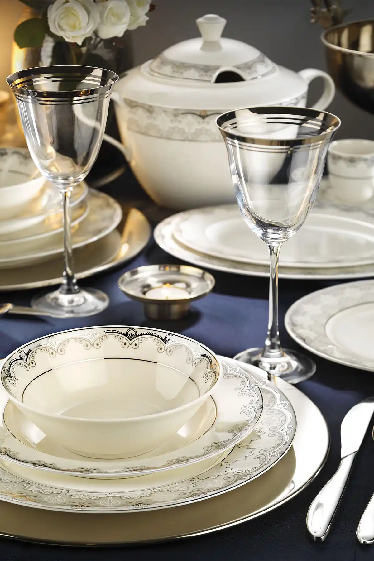 12 Kişilik Porselen Yemek Takımı Seçimi ve Dekorasyonda Şıklık İpuçları