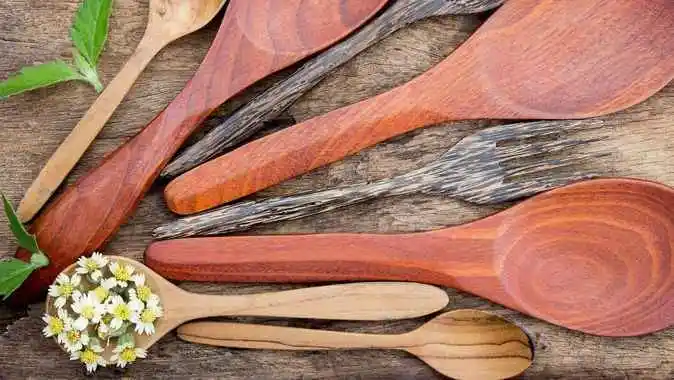 Ahşap Kaşık Temizliği ve Dekorasyon İçin Doğru Bakım Yöntemleri