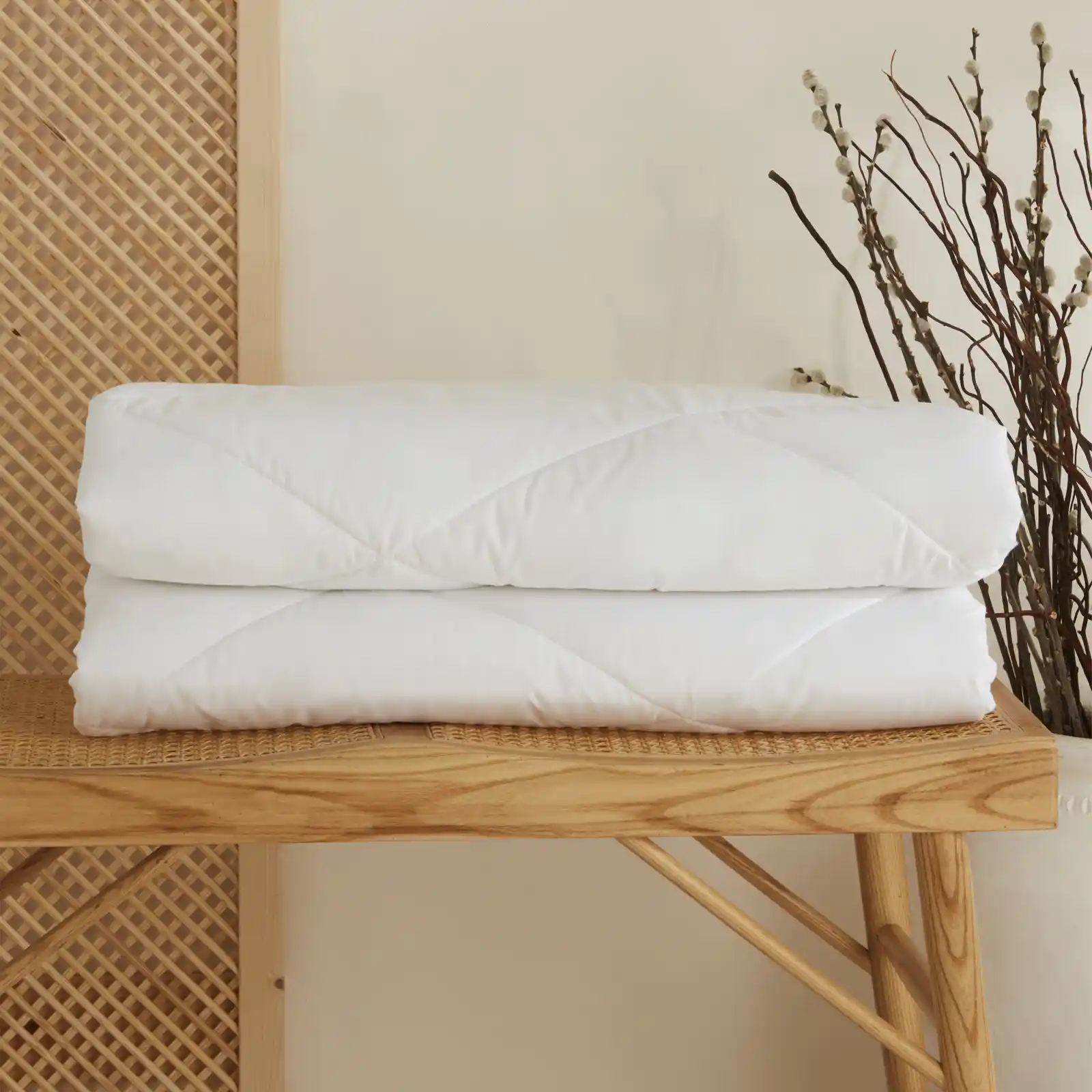 Bambu Yorgan ile Doğal ve Şık Yatak Odası Dekorasyonu İçin Rehber