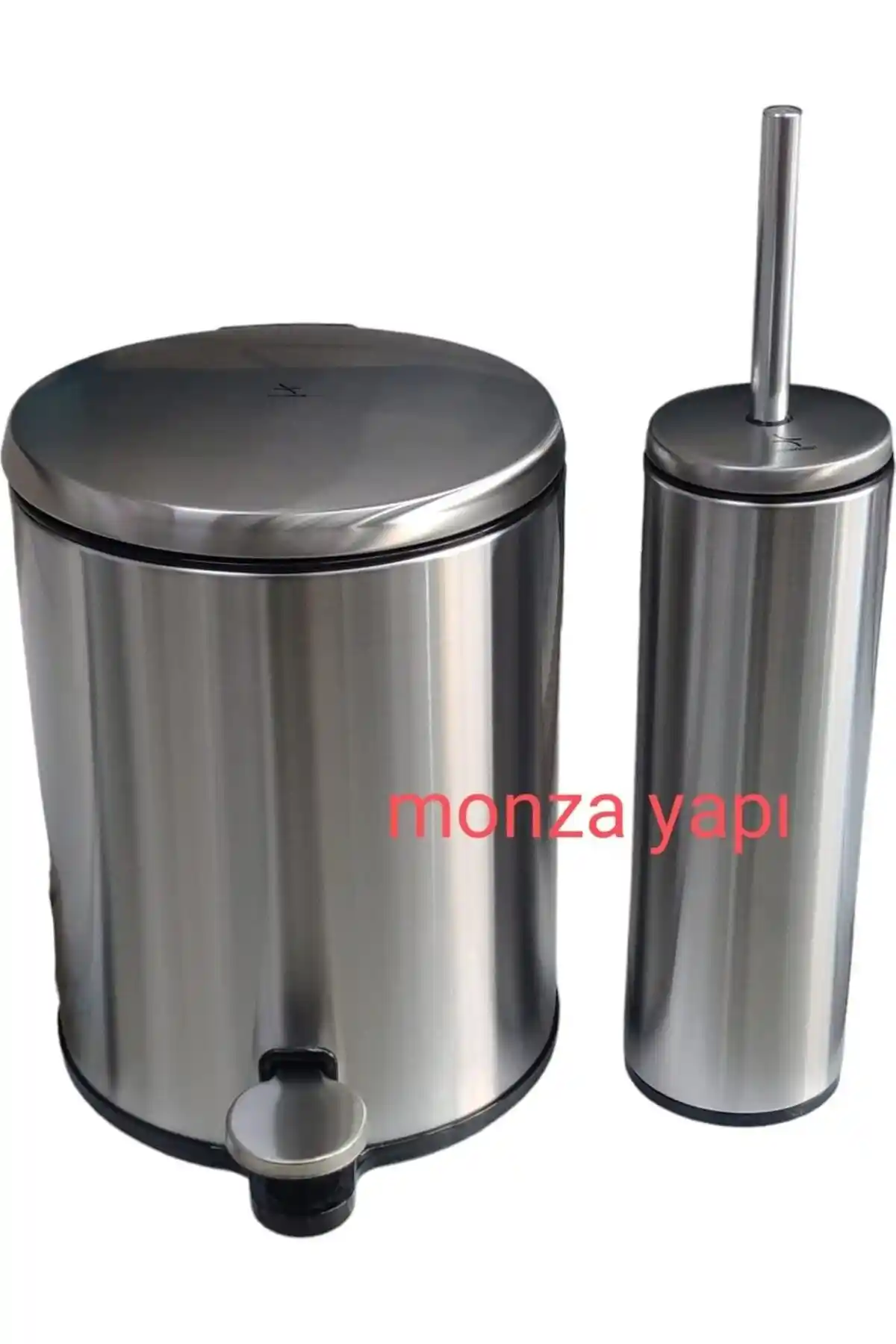 Banyoda Estetik ve Fonksiyonellik İçin Tuvalet Çöp Kovası ve Fırçası Seçenekleri
