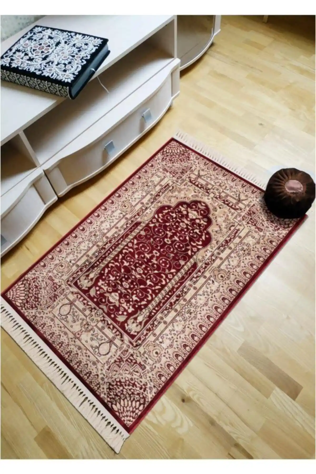 Büyük Boy Post Halılarla Evinizi Şık ve Konforlu Hale Getirin