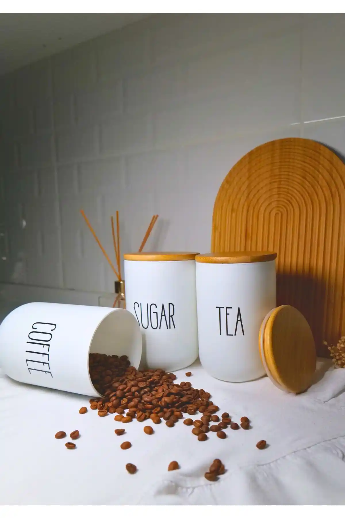 Çay ve Kahve Kavanozlarıyla Ev Dekorasyonunda Şıklık ve Fonksiyonellik Rehberi