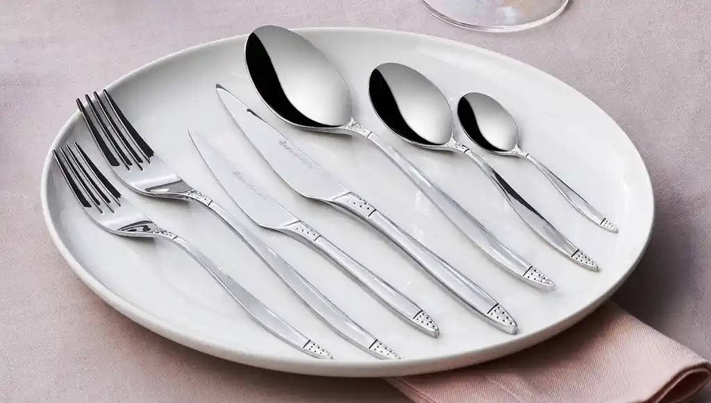 Çekmeceli Kaşık Çatal Takımlarıyla Modern ve Şık Mutfak Dekorasyonu Nasıl Yapılır