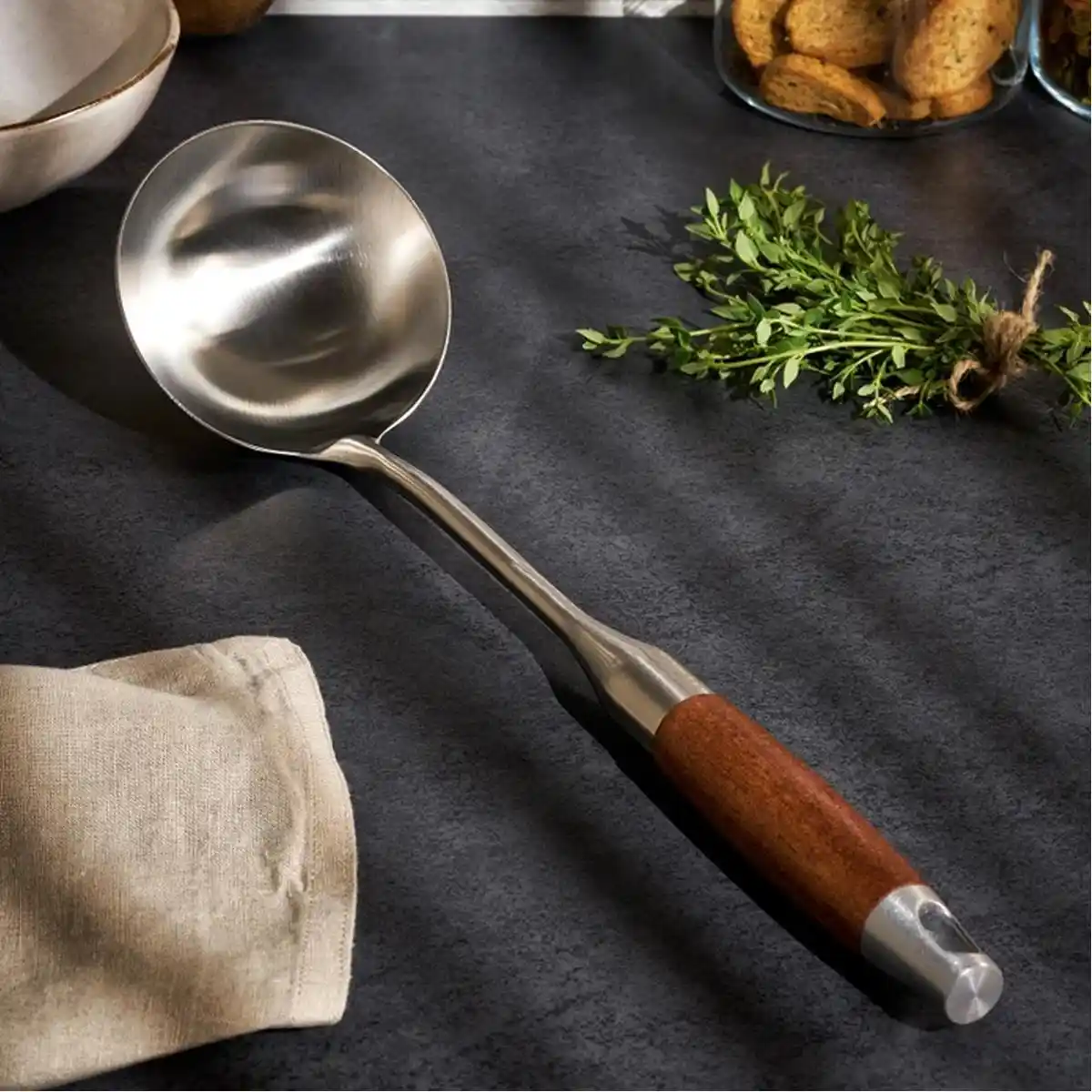 Çelik Kepçe Dekorasyonunda Modern ve Şık Tasarımlar İçin İlham Verici Fikirler