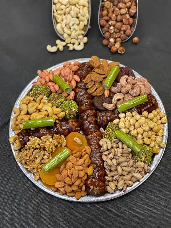 Çerez Tepsileri ile Dekorasyonunuzu Şıklık ve Fonksiyonellik Birlikte Yükseltin