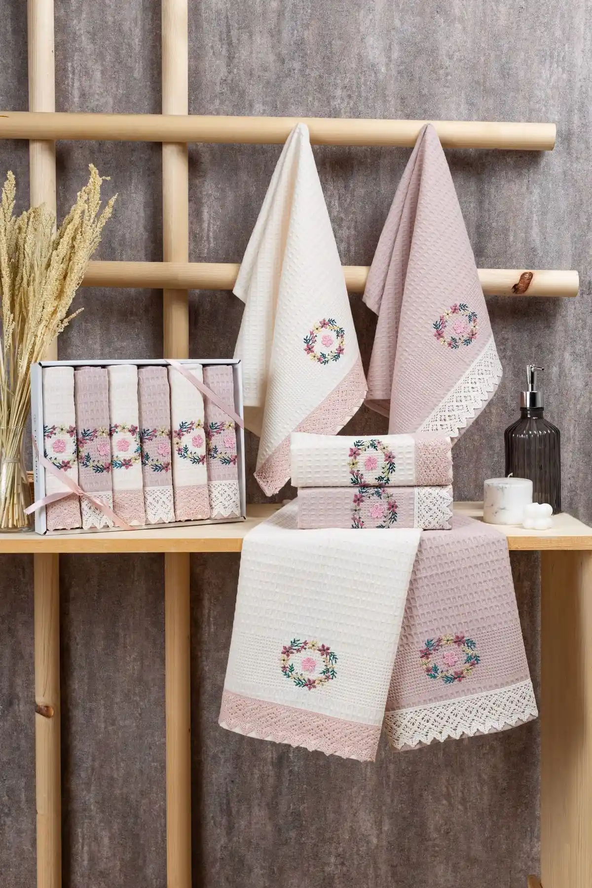 Çeyizlik Havlu Setleri: Dekorasyon ve Kullanım İçin En İyi Seçenekler