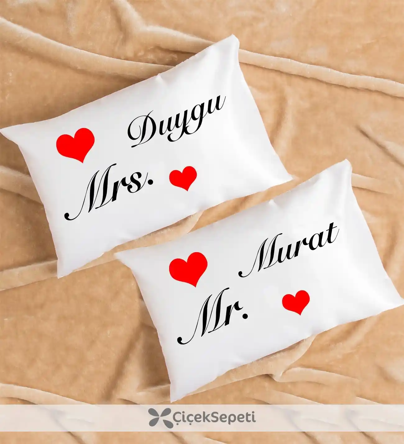 Çiçek Sepeti Resimli Yastıklar ile Kişisel ve Estetik Ev Dekorasyonu Seçenekleri