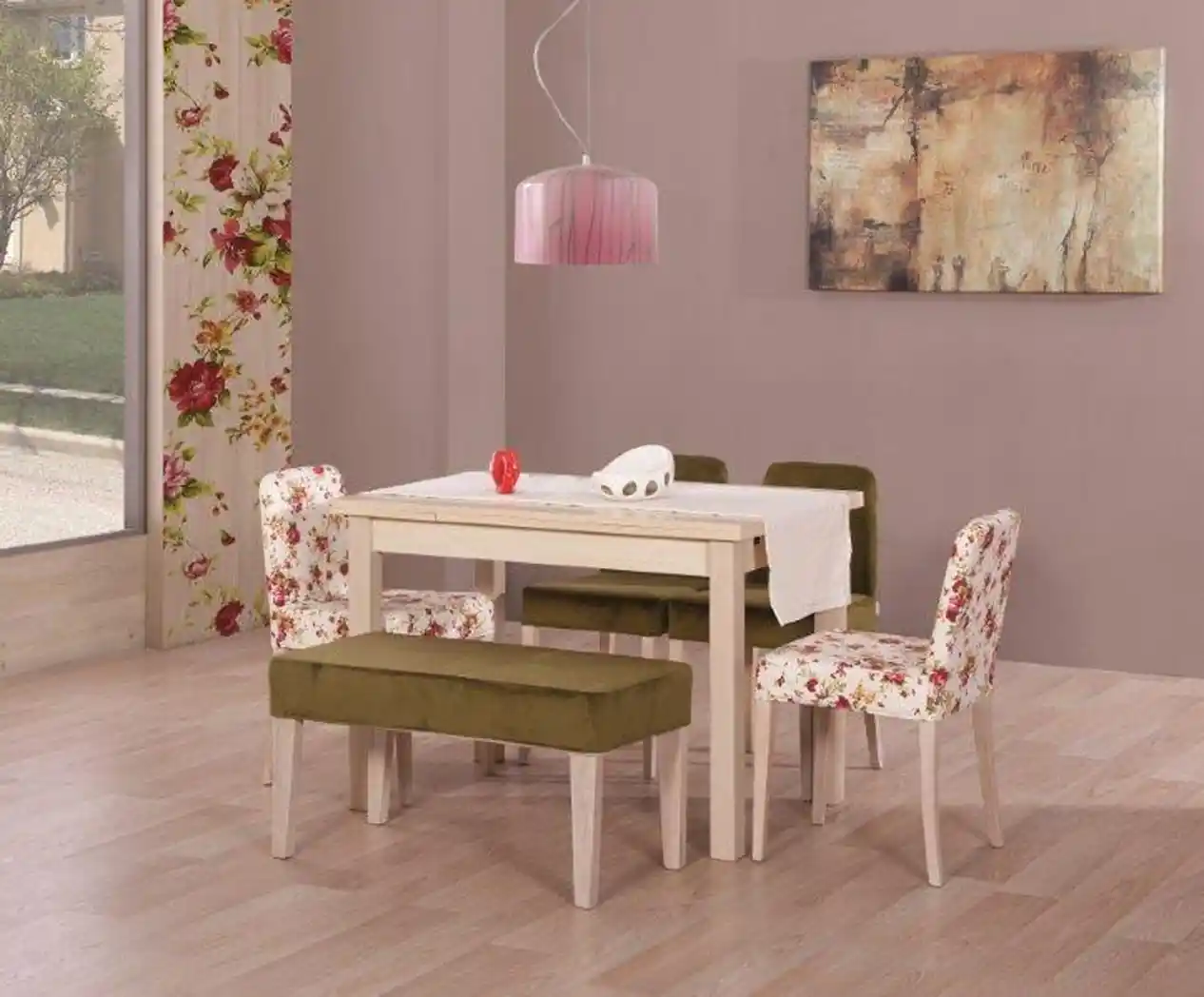 Çiçek Sepetli Mutfak Masası Dekorasyonu: Doğal ve Şık Bir Atmosfer Yaratma Yöntemleri