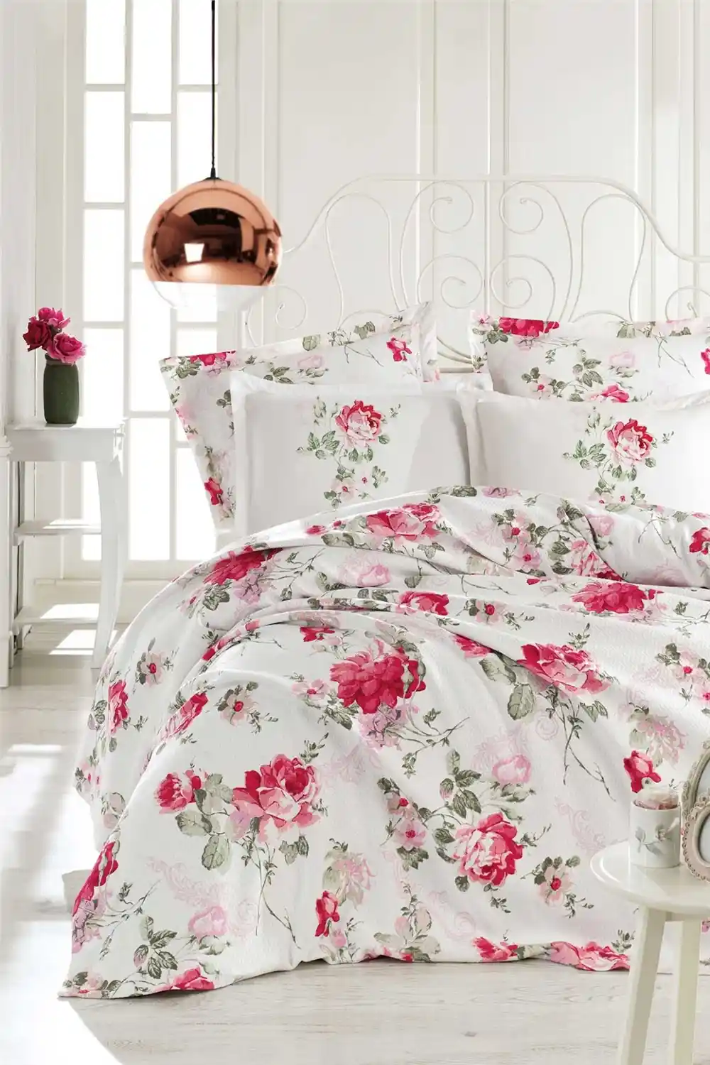 Çift Kişilik Oda Takımları ile Yatak Odası Dekorasyonunuzu Yenileyin