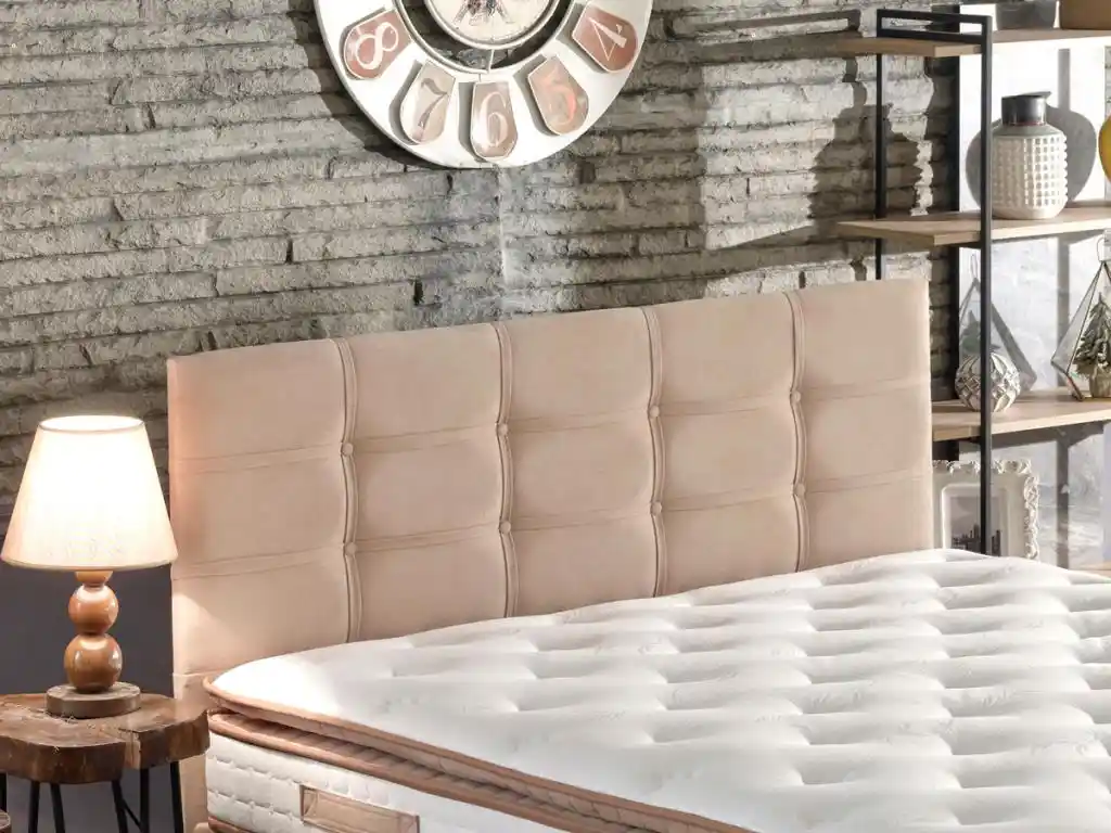 Çift Kişilik Yatak Başlıklarıyla Yatak Odalarınıza Şıklık Katın ve Dekorasyonunuzu Tamamlayın