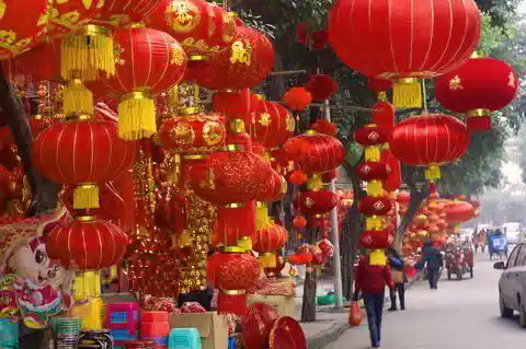 Çin Fenerleri ile Dekorasyonda Zarif ve Sıcak Atmosferler Yaratma Rehberi