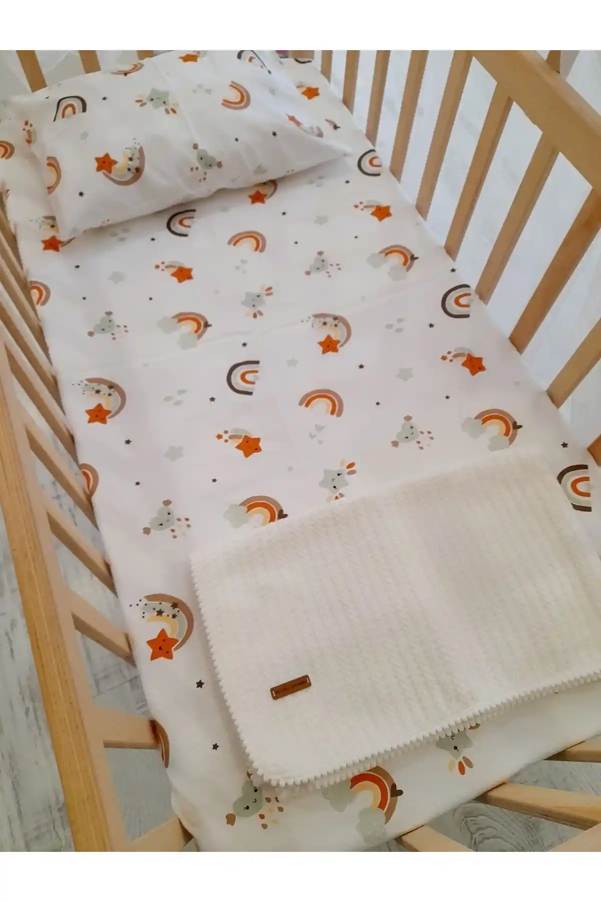 Çocuk Lastikli Çarşaflar: Konfor ve Dekorasyonun Güçlü Buluşması