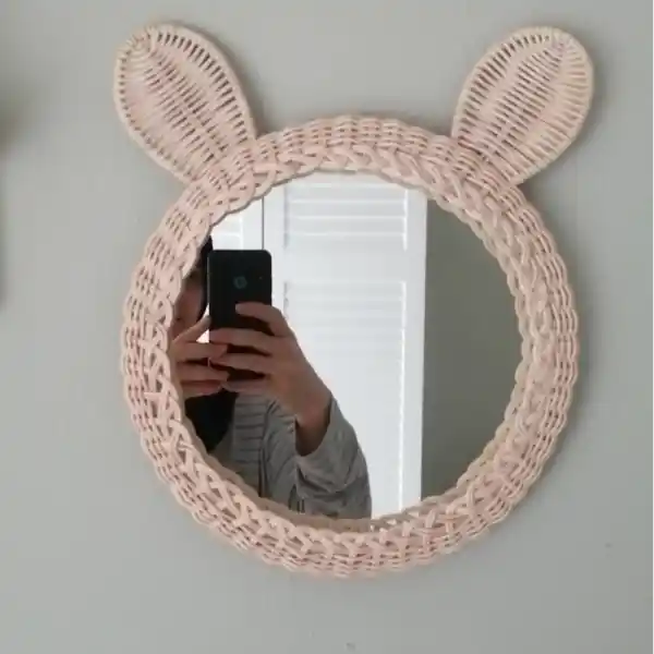 Çocuk Odası İçin Güvenli ve Estetik Ayna Seçimi Rehberi