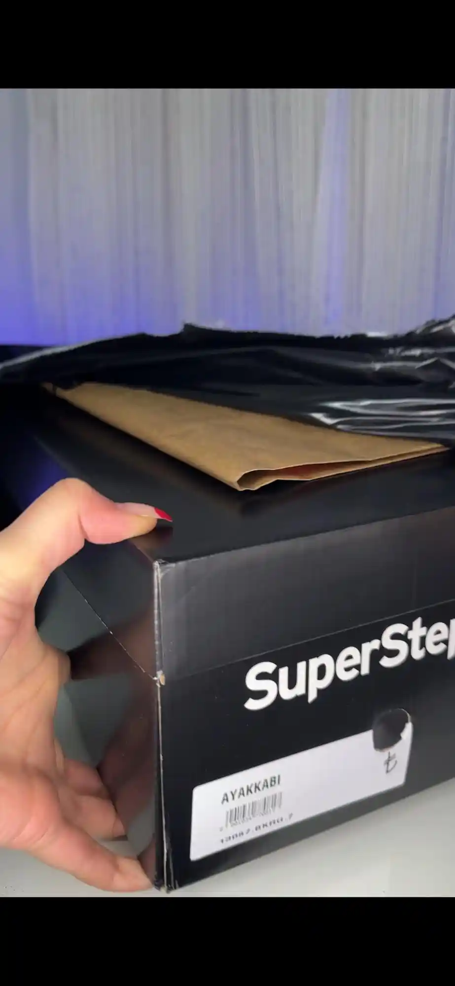 Dekorasyon ve Hediye Paketleri: Şıklık ve Fonksiyonelliğin Buluştuğu Detaylar