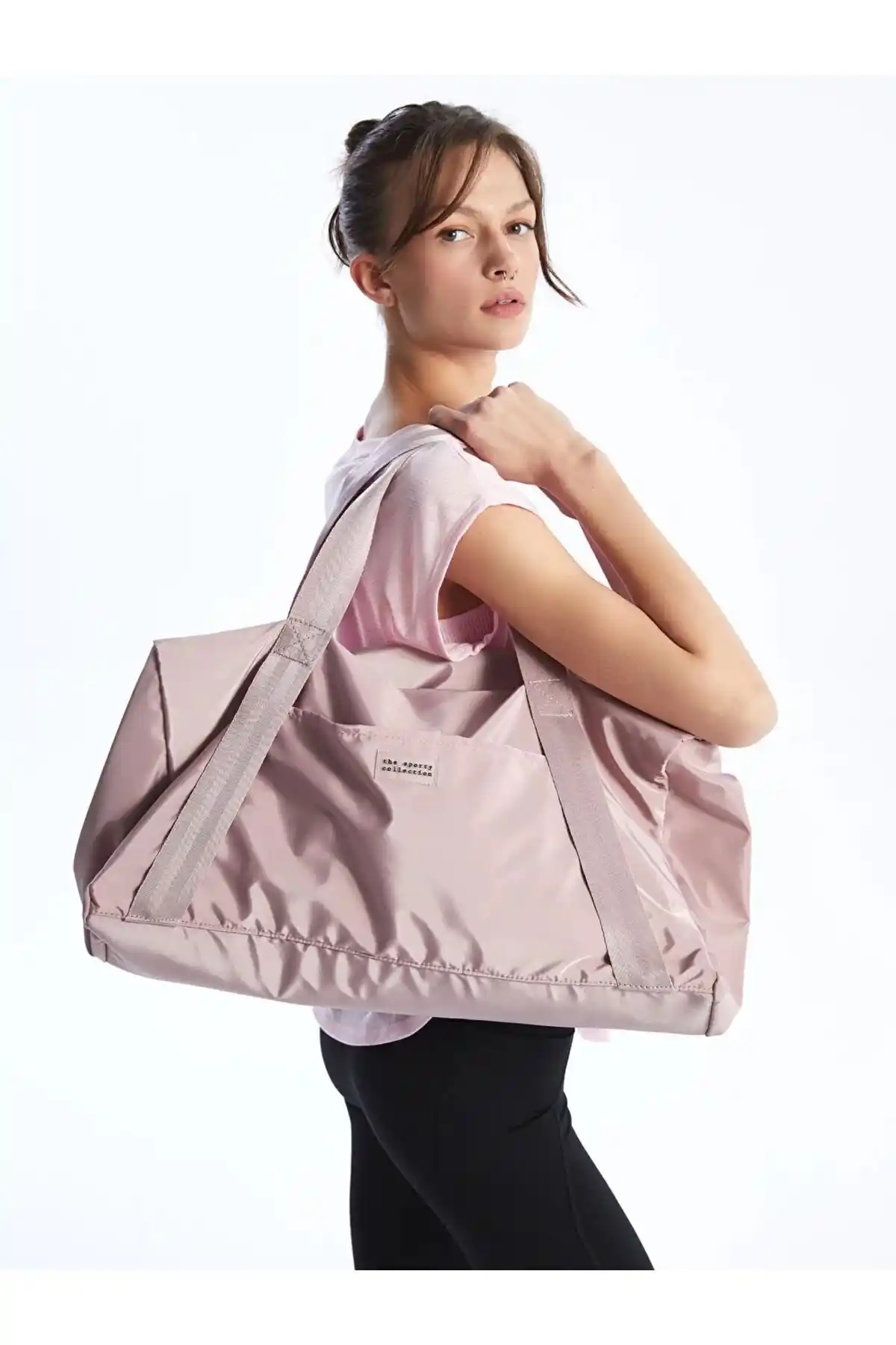 Dekorasyonda Çanta Temasıyla Yaratıcı ve Şık Mekânlar Tasarlama Rehberi