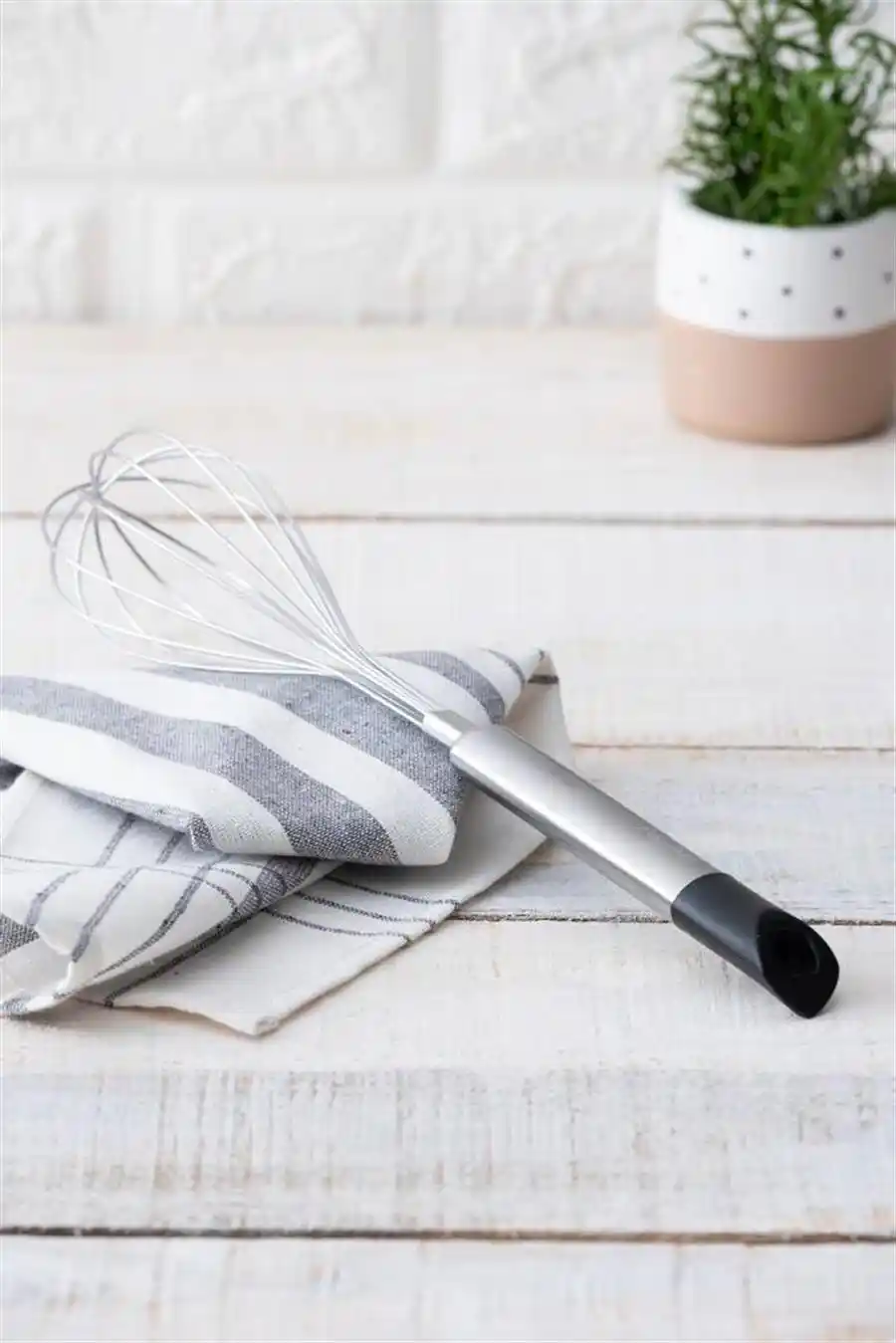 Dekorasyonda Çelik Çırpıcı Kullanımının Trendleri ve Yaratıcı Fikirler